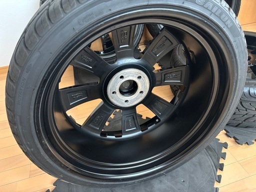 超美品 DEMODA 22インチ