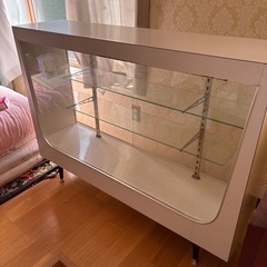 ガラスショーケース 幅120cm ディスプレイ棚 店舗什器 飾り棚の画像