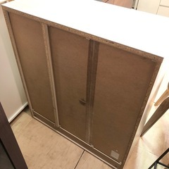 キャビネットの画像