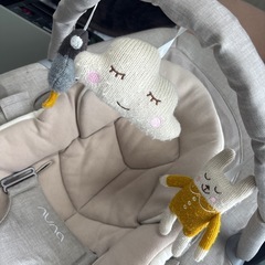 nuna LEAF grow ヌナ　バウンサー
の画像