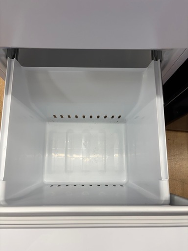 【ドリーム川西店限定】☆ジモティー見たよ割引☆2ドア冷蔵庫 REFAGE YRZ-F15LW 156L 2024年製 動作確認済み 【