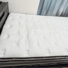 【東京インテリア】ベッドフレーム マットレス セミダブル ムスタリングの画像