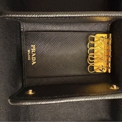 プラダ　キーケース　正規品　ほぼ未使用の画像