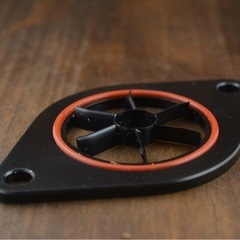 SR400 SR500 インテークスペーサー 吸気 攪拌 スワール プレート 削り出し　３次元羽根構造　現地取付、試走OK ３枚羽根 ６枚羽根選択可能の画像