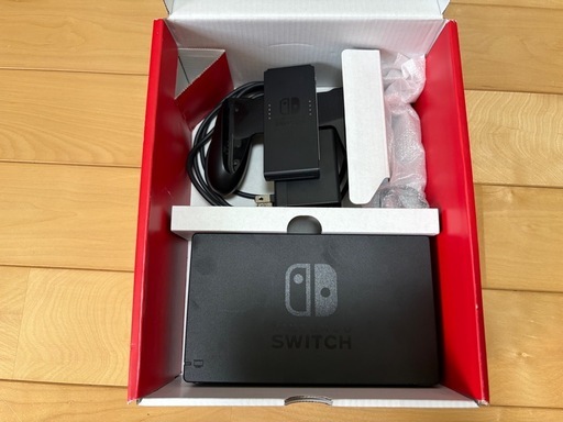 任天堂  Switch【美品】