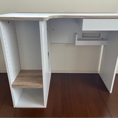 【4/28AMで締切】デスクの画像