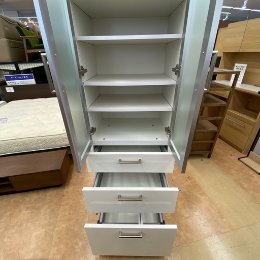 【来店いただける方限定】食器棚【トレファク摂津店】