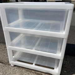 キャスター付き　３段収納ケースの画像