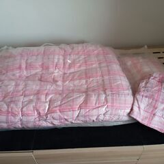 シングルベットフレーム/マットレス/布団一式の画像