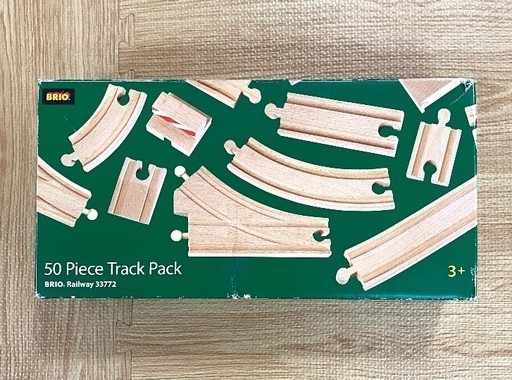 BRIO 木製レールウェイ 4点セット！ 「Travel Switching Set」「50 Piece Track Pack」「Expansion Pack Intermediate」「Shinkansen Passenger Train」