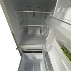 SHARP 2ドア冷蔵庫 137L（SJ-14E7-KW・2020年製）の画像