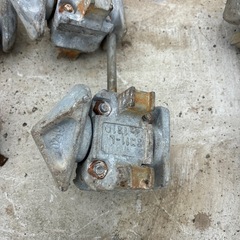 ツイストロック　コンテナ用　1セット4個30,000  .4セット16個100,000の画像