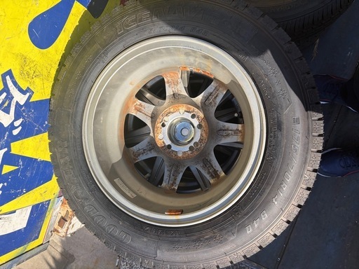 【新品未使用】グッドイヤー アイスナビ7 175/70R14 スタッドレスタイヤ + アルミホイール 4本セット 2022年製