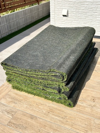 人工芝のロール　1m×5mを４個セット！