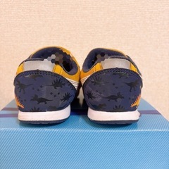 アシックス　　キッズ　スニーカー　15.5cmの画像