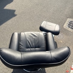 NITORI ニトリ パーソナルチェア リクライニングチェア オットマン付き ブラックの画像