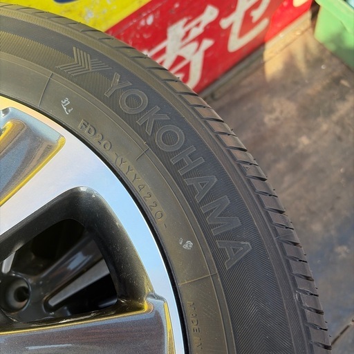 【未使用に近い】ヨコハマ 205/60R16 サマータイヤ + トヨタ純正アルミホイール 4本セット 2020年製