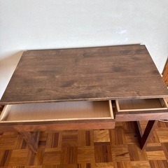 アクタス学習机の画像