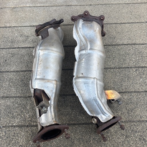 gtr35 純正触媒