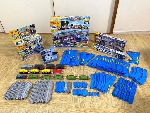 プラレール  5点おまとめ + 約70パーツ！