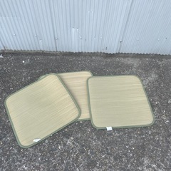 座布団差し上げます。の画像