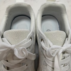 ラメ、ヒール好きの方にオススメです！キラキラグリッターレースアップウェッジスニーカーの画像