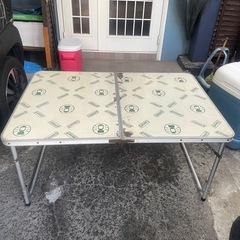 コールマン　フォールディングテーブルの画像