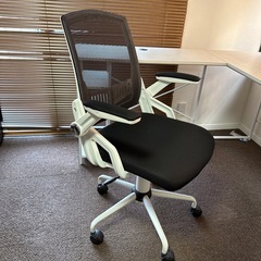 オフィスデスク椅子セットの画像