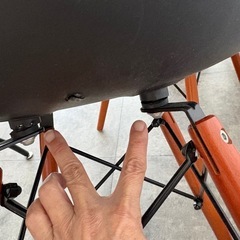 故障チェア 2脚  の画像