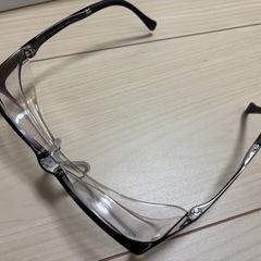 JINS PROTECT(花粉症用メガネ)の画像