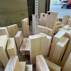 ヒノキ端材 30×88×55〜290mm｜約100個セット｜DIY・工作・クラフトにの画像
