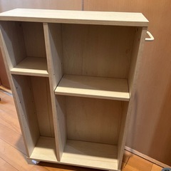 隙間収納家具の画像