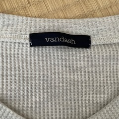 メンズ　半袖シャツと七分袖シャツの画像