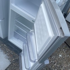 シャープ2ドア冷凍冷蔵庫118Lの画像