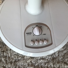 扇風機　首振り　伸縮　高年式　シーズン前価格の画像