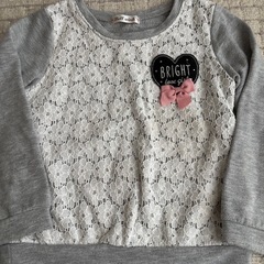 長袖　カットソー　薄手トレーナー120の画像