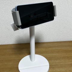 【ホワイト】スマホスタンドの画像