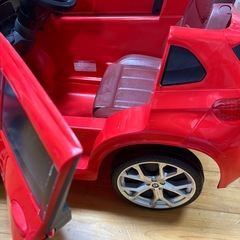 子供用電動カー（BMW）の画像