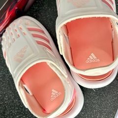 adidas アディダス　ベビーサンダル　14cmの画像