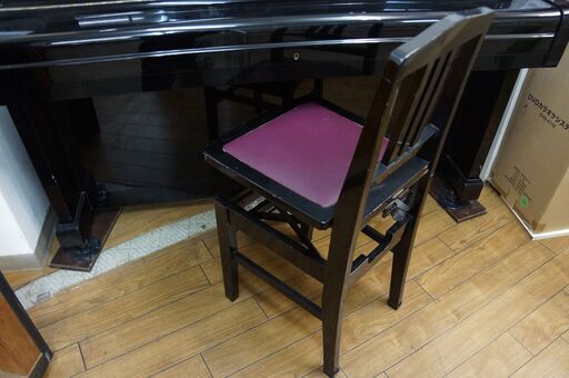ピアノ専用　背もたれ付き椅子　イトーシンミュージック製造　日本製　中古