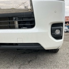 ハイエースフロントバンパーの画像