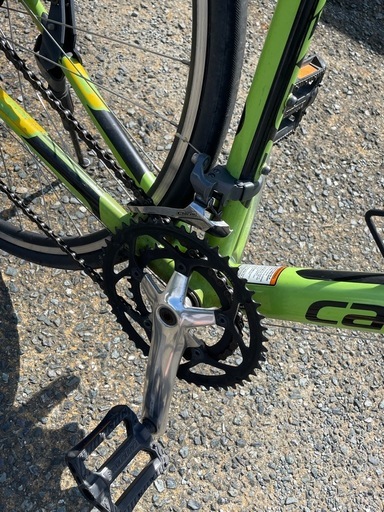 cannondaleフラットバーロード CAAD8
