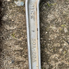 MCC縦型パイプレンチの画像