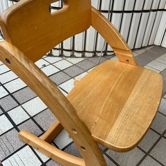 こども用デスクとチェアの画像