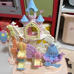 【急募】シルバニアファミリーの家など3点まとめ売りの画像
