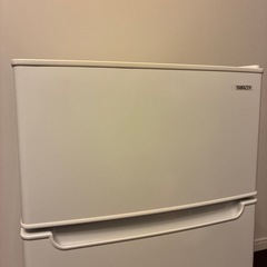 YAMAZEN  冷凍冷蔵庫　YFR-D90 2020年製の画像