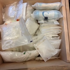 箱付き民泊用　リネ用品の画像