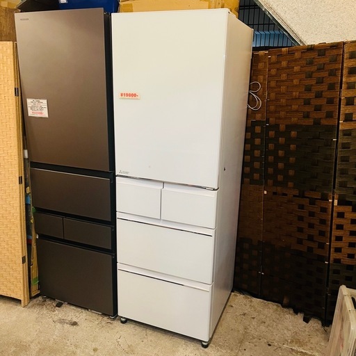 《売約済》三菱　MITSUBISHI　MR-B46A-W　455L　5ドア冷蔵庫　冷凍冷蔵庫　refrigerator　fridge　large refrigerator　family size　large capacity　big capacity　glass door　white refrigerator　kitchen appliance　ファミリーサイズ　大型冷蔵庫　大容量　家族向け　ガラス扉　ホワイト　2017年製
