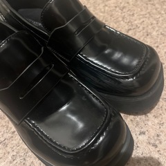 BEAUTY & YOUTH UNITED ARROWS（ビューティーアンドユース ユナイテッドアローズ）のフェイクガラスレザー ローファーの画像