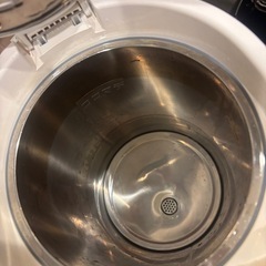 電気ポットの画像